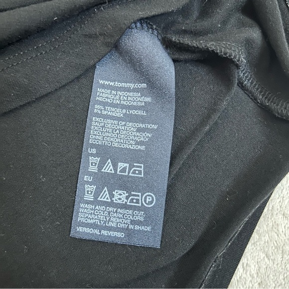 Tommy Hilfiger | Black Cowl Neck Fitted Long Sleeve Top Size M - Picture 8 of 8